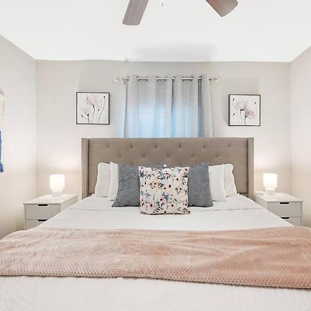 Апартаменты * Lux Modern Retreat * Downtown * King Beds * Дарем Экстерьер фото